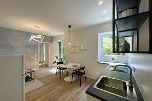 Einziehen & wohlfühlen: Neu sanierte Wohnung mit Möblierung & Gartenterrasse