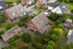 Vielseitiges Einfamilienhaus mit Einliegerwohnung – Die vollständige Adresse der Immobilie erhältst du vom Anbieter., 23774 Heiligenhafen – Vorschaubild 2
