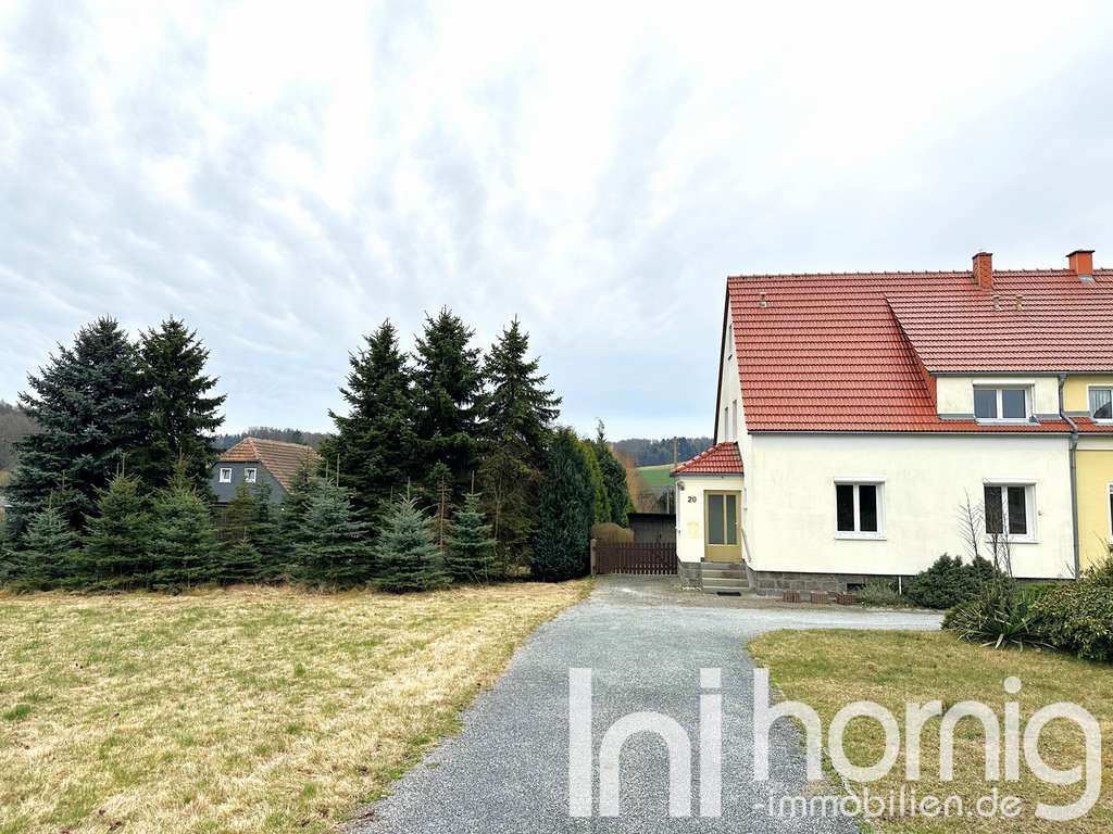 Immobilie in Lawalde - Kleine, feine Doppelhaushälfte für die kleine Familie - Bild 0