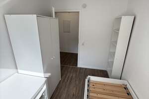 Vollmöblierte 3ZKB - Wohnung im 2.OG mit Balkon *ab 01.08. frei* – Die vollständige Adresse der Immobilie erhältst du vom Anbieter., 86157 Pfersee-Süd, Augsburg – Vorschaubild 12