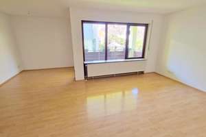Seltene Gelegenheit: Helle 2,5-Zi. -Wohnung, 2 Balkonen, TG-Stellplatz, EBK, in S - Riedenberg, frei – Die vollständige Adresse der Immobilie erhältst du vom Anbieter., 70619 Riedenberg, Stuttgart – Vorschaubild 8