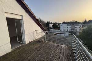 Charmante DG-Whg. mit großzügigem Balkon in gepflegtem Mehrfamilienhaus – Die vollständige Adresse der Immobilie erhältst du vom Anbieter., 44869 Höntrop, Bochum – Vorschaubild 5