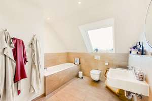 Stilvolle Maisonette-Penthousewohnung in zentraler Stadtlage – Am Wehrhahn 43, 40211 Stadtmitte, Düsseldorf – Vorschaubild 8