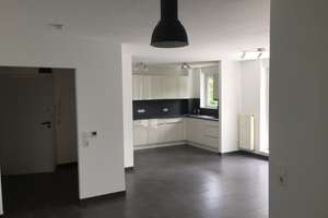 Stilvolle 2-Zimmer-Wohnung mit Sonnenbalkon in Karlsruhe-Grötzingen – Die vollständige Adresse der Immobilie erhältst du vom Anbieter., 76229 Grötzingen, Karlsruhe – Vorschaubild 2