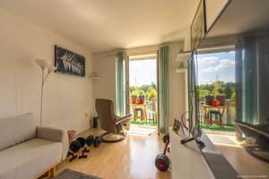 Sonnige Aussichten für Kapitalanleger - Vermietete 2-Zimmer-Wohnung mit Balkon und Kanalblick – Die vollständige Adresse der Immobilie erhältst du vom Anbieter., 20537 Hamm, Hamburg – Vorschaubild 3