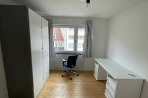 Stilvolle 3-Zimmer-Wohnung mit 2 Balkonen und EBK in Stuttgart Mitte – Urbanstraße 86, 70190 Stuttgart – Vorschaubild 2