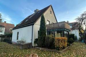 Ruhig gelegenes Einfamilienhaus für Familien – S-Bahn in direkter Nähe