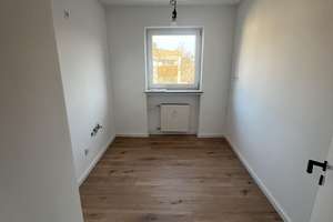 Frisch kernsanierte 2-Zimmer-Wohnung mit Balkon in Nürnberg - Erstbezug nach Sanierung – Die vollständige Adresse der Immobilie erhältst du vom Anbieter., 90449 Röthenbach West, Nürnberg – Vorschaubild 5