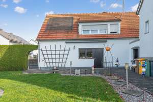 RESERVIERT - Einfamilienhaus mit Einliegerwohnung in Augsburg-Lechhausen – Die vollständige Adresse der Immobilie erhältst du vom Anbieter., 86165 Lechhausen-Ost, Augsburg – Vorschaubild 9