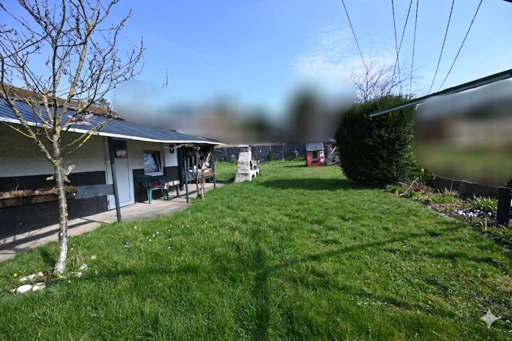 Immobilie in Niederzissen - Charmantes Einfamilienhaus mit viel Potenzial und schönem Garten!  - Bild 3