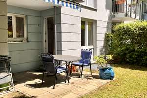 Helle 3-Zimmer Terrassenwohnung (teilmöbliert) in Oberföhring mit Garten für 2 Jahre befristet 