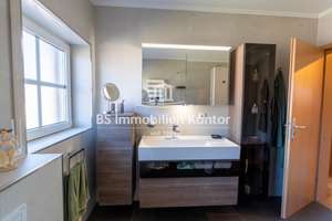 Constantia-West! Doppelhaushälfte mit Carport, überdachter Terrasse, Gartenhaus und Gartenanlage in  – Die vollständige Adresse der Immobilie erhältst du vom Anbieter., 26723 Larrelt/VW-Siedlung, Emden – Vorschaubild 25