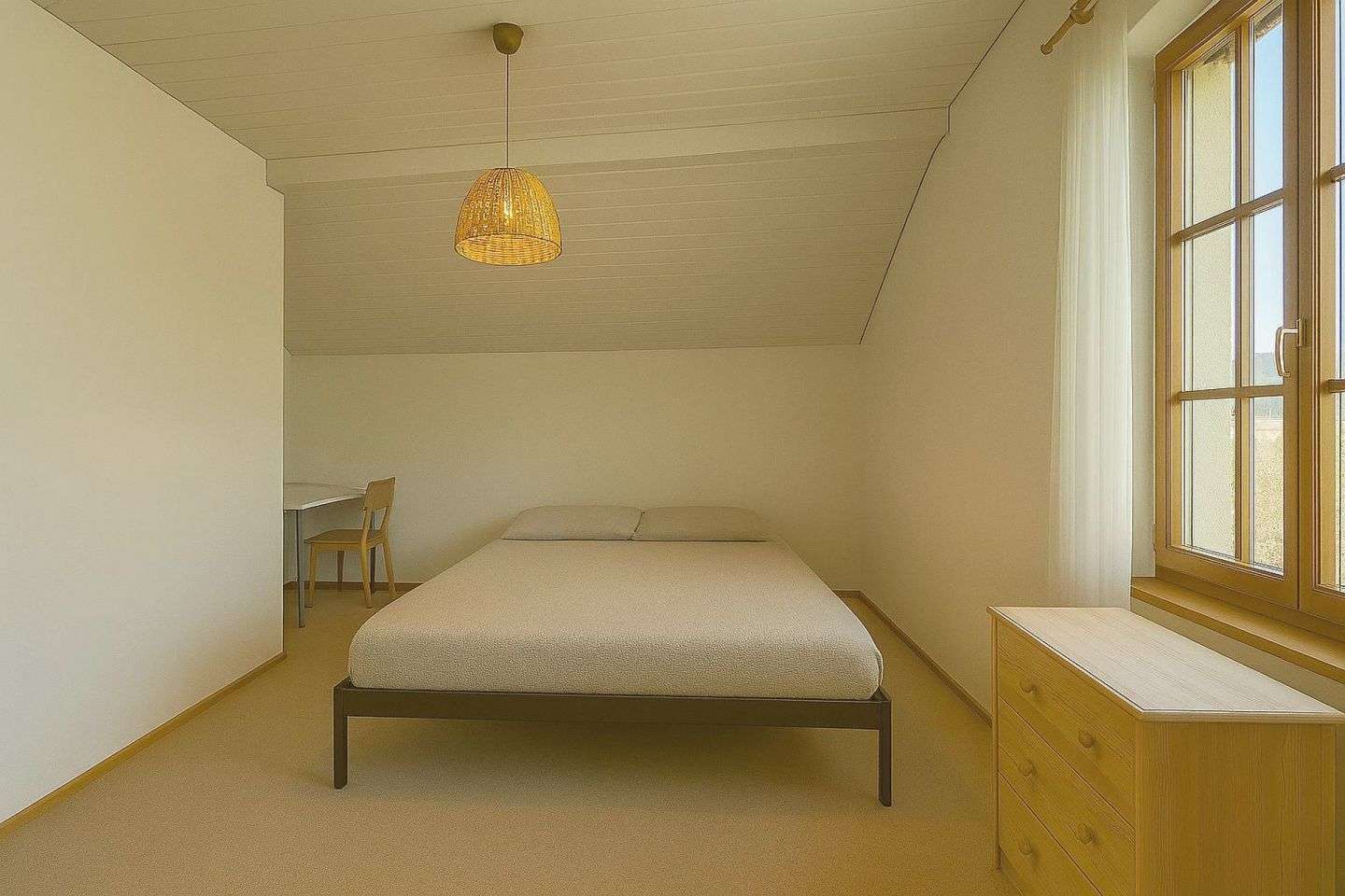 Immobilie in Oberammergau - Oberammergau: Große, zentrale 3-Zimmer-Dachgeschosswohnung, vermietet, mit Balkonen und Dachterrasse - Bild 1