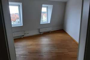 Geräumige 2-Zimmer-Wohnung mit modernem Duschbad und Balkon in Erfurt – Schillerstraße 55, 99096 Löbervorstadt, Erfurt – Vorschaubild 3