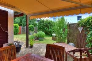 Einfamilienhaus mit 3 Schlafzimmern, Essküche, Gäste- oder Spielzimmer / Büro. Garage, Stellplatz.