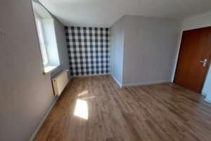 Großzügiges Zweifamilienhaus mit Nebengebäuden, Garage und Garten in ruhiger Ortsrandlage – Zur Eulenburg 5, 38723 Seesen – Vorschaubild 23