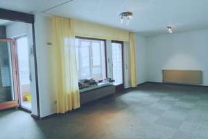 Einfamilienhaus in ruhiger, bevorzugter ruhiger Wohnlage mit Wintergarten und Kamin


 – Die vollständige Adresse der Immobilie erhältst du vom Anbieter., 36323 Grebenau – Vorschaubild 4