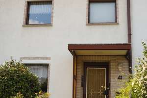 Charmantes Reihenhaus mit 4 Zimmern in Essen-Frillendorf - provisionsfrei – Heimstättenweg 41, 45139 Frillendorf, Essen – Vorschaubild 1
