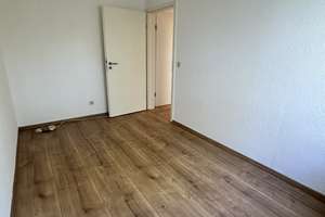 Gepflegte 4-Zimmer-Wohnung mit Balkon und idealer Infrastruktur  – Schalker Straße 114, 45881 Schalke, Gelsenkirchen – Vorschaubild 14