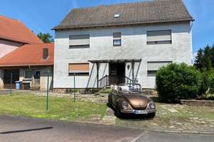 Familienfreundliches Einfamilienwohnhaus mit 2 Garagen, 2 Stellplätzen  und großer Scheune – Zum Sportfeld 1, 63636 Brachttal – Vorschaubild 8