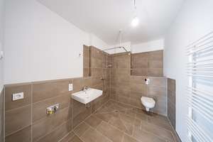 Neubauwohnung mit Fußbodenheizung an der Waterkant / WBS bis 180 erforderlich – Daumstr. 62D, 13599 Haselhorst, Berlin – Vorschaubild 7