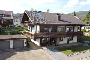 Vielseitiges Einfamilienhaus mit Einliegerwohnung, großzügigem Garten und Ausbaumöglichkeiten in Blu – Die vollständige Adresse der Immobilie erhältst du vom Anbieter., 78176 Blumberg – Vorschaubild 2