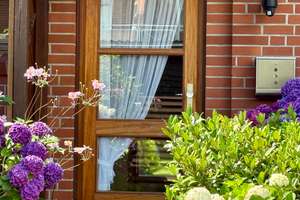 Zentrales Reihenmittelhaus in ruhiger Spielstraße mit Garten & Balkon – Die vollständige Adresse der Immobilie erhältst du vom Anbieter., 25813 Husum – Vorschaubild 3