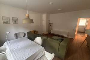 3-Zimmer-Wohnung in Berlin Charlottenburg-Wilmersdorf – Die vollständige Adresse der Immobilie erhältst du vom Anbieter., 10717 Wilmersdorf, Berlin – Vorschaubild 2