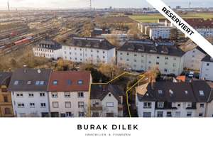 RESERVIERT!Zweifamilienhaus sofort frei: Garten, Wintergarten, 4 Garagen – käuferprovisionsfrei