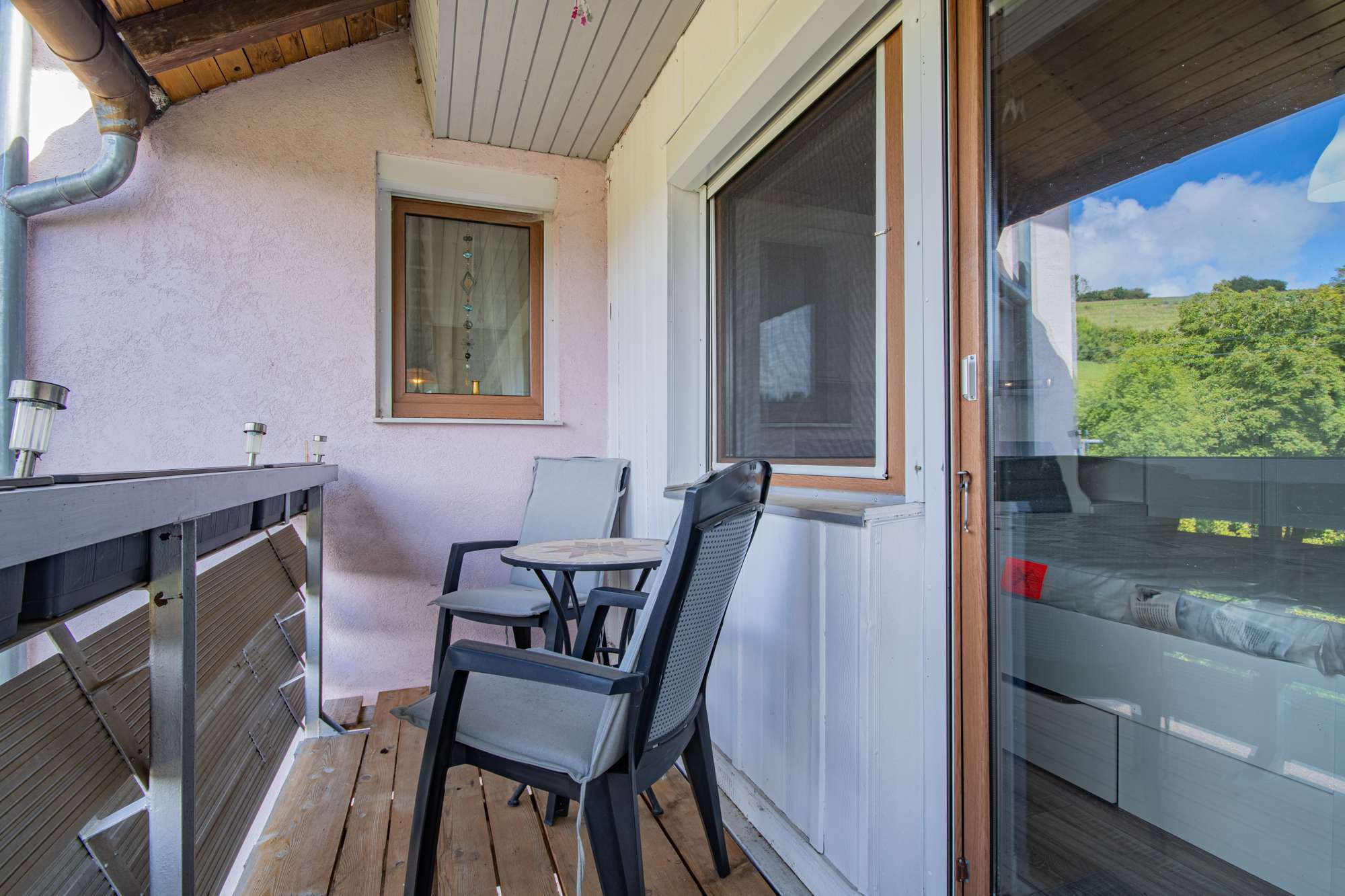 Immobilie in Weilheim - Zwei vielseitig nutzbare Doppelhaushälften mit großem Ausbaupotenzial in Weilheim - Heubach - Bild 4