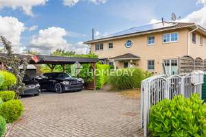 Ein absolutes Unikat – Exklusives Zweifamilienhaus im Toskana-Stil, mit traumhaftem Gartenparadies