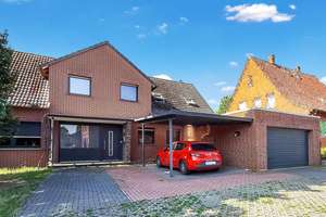 Stilvolles Zuhause mit viel Raum und Gartenidylle! – Die vollständige Adresse der Immobilie erhältst du vom Anbieter., 32457 Porta Westfalica – Vorschaubild 1