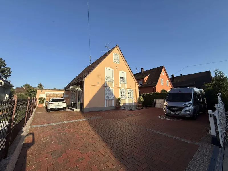 Vorplatz