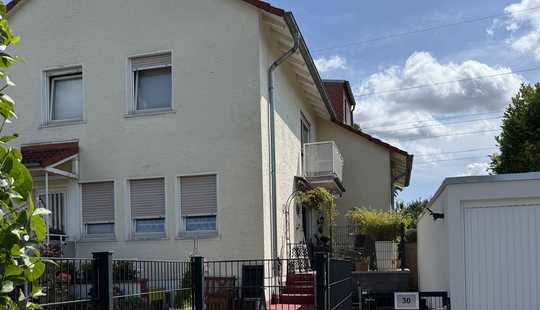 Bild von Doppelhaushälfte in schönster Lage Bierstadt, Vollunterkellerung, Garage