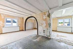 Ein Zuhause mit Perspektive - Doppelhaushälfte mit Entwicklungspotenzial in Lübeck-St. Jürgen – Die vollständige Adresse der Immobilie erhältst du vom Anbieter., 23562 Sankt Jürgen, Lübeck – Vorschaubild 11