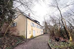 Sanierungsobjekt mit großem Potenzial – Machen Sie es zu Ihrem Traumhaus! – Die vollständige Adresse der Immobilie erhältst du vom Anbieter., 96472 Rödental – Vorschaubild 3