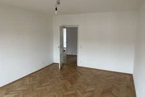 3 Zimmer-Wohnung mit Balkon – Kurfürstenplatz 5, 80796 Neuschwabing, München – Vorschaubild 4