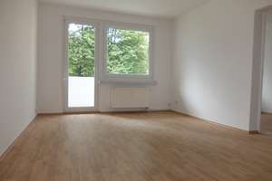 Klick hier:   gemütliche 4-Zimmer-Wohnung – Yorckstraße 34b, 9130 Yorckgebiet, Chemnitz – Vorschaubild 2