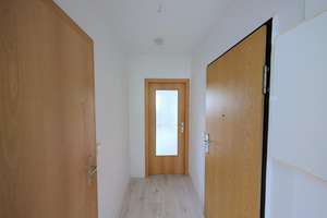 Komfortable 3-Raum-Wohnung mit Badewanne – Paul-Bertz-Straße 55, 9120 Helbersdorf, Chemnitz – Vorschaubild 5