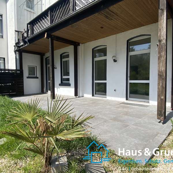 *** charmante 3-Zimmer-Wohnung - in ehem. Vorstadtvill - zwei Terrassen - Garten - in Eschweiler ***