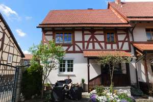 Wunderschönes Haus mit Einliegerwohnung in Ronshausen/Machtlos – Hauptstraße 7, 36217 Ronshausen – Vorschaubild 2