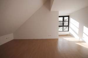 Modernes Haus mit Blick ins Landschaftsschutzgebiet und guter Anbindung nahe Kaiserswerth – Die vollständige Adresse der Immobilie erhältst du vom Anbieter., 40489 Wittlaer, Düsseldorf – Vorschaubild 9