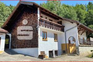 "IHR RÜCKZUGSORT IM GRÜNEN - Haus mit Potential in idyllischer Hanglage ! " – Die vollständige Adresse der Immobilie erhältst du vom Anbieter., 83317 Teisendorf – Vorschaubild 1
