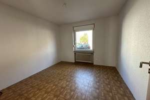 Geräumiges 10-Zimmer Reiheneckhaus in Duisburg-Aldenrade mit Garage – Die vollständige Adresse der Immobilie erhältst du vom Anbieter., 47179 Aldenrade, Duisburg – Vorschaubild 10