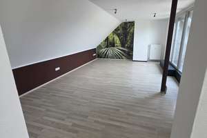 Interessante Dachgeschosswohnung in unmittelbarer Nähe zur Rheinpromenade – Nürnberger Str. 16, 47249 Wanheim-Angerhausen, Duisburg – Vorschaubild 11