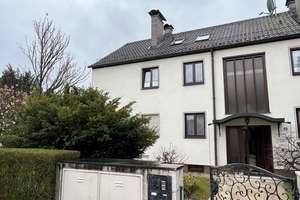 Toplage in Nürnberg Altenfurt Erdgeschosswohnung mit Gartenanteil