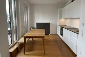 Moderne, familientaugliche 3-Zi.-Whg. mit Dachterrasse * 90 m² * Baujahr 2020 – Welfenstr. 20a, 81541 München – Vorschaubild 8