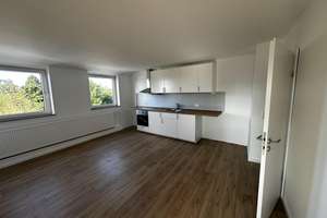 Frisch sanierte DG-Wohnung an der Weser – Fröbelstraße 16, 28775 Fähr-Lobbendorf, Bremen – Vorschaubild 4