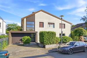 Maisonette - Wohnung mit Wellnessbereich und Garage! – Die vollständige Adresse der Immobilie erhältst du vom Anbieter., 50999 Rodenkirchen (Ortsteil), Köln – Vorschaubild 2