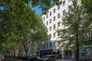 Vermietet Altbauwohnung mit 2 Zimmern in Kreuzberger Toplage als Kapitalanlage – Lübbener Straße 20, 10997 Kreuzberg, Berlin – Vorschaubild 1